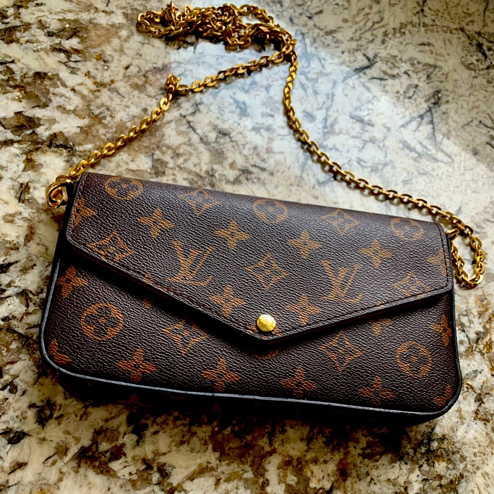 Super cute date night purse